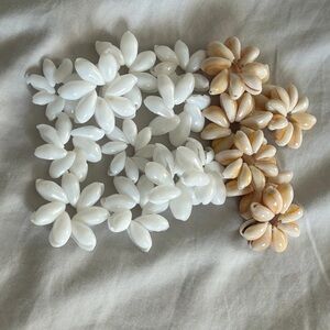 White and Tan Shell Flower Beads